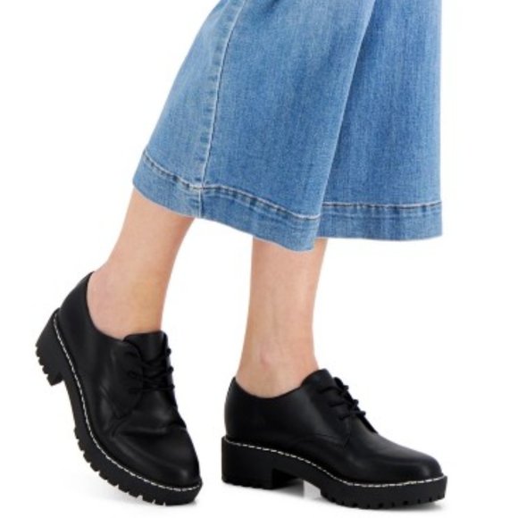 NEW Wild Pair Rainee White Platform Lug Sole Oxford Flats - Picture 5 of 5